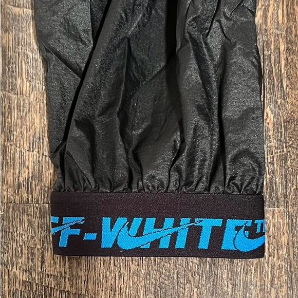 Off-White Nike Autumn/Winter 2019 collab Windbreaker excellent condition new - Picture 6 of 9
